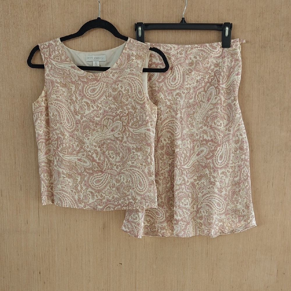 Petite Sophisticate Pink Cream Paisley Two-Piece Skirt Set 100% Silk